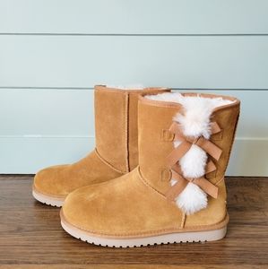 Koolaburra by UGG Victoria Short Bootie